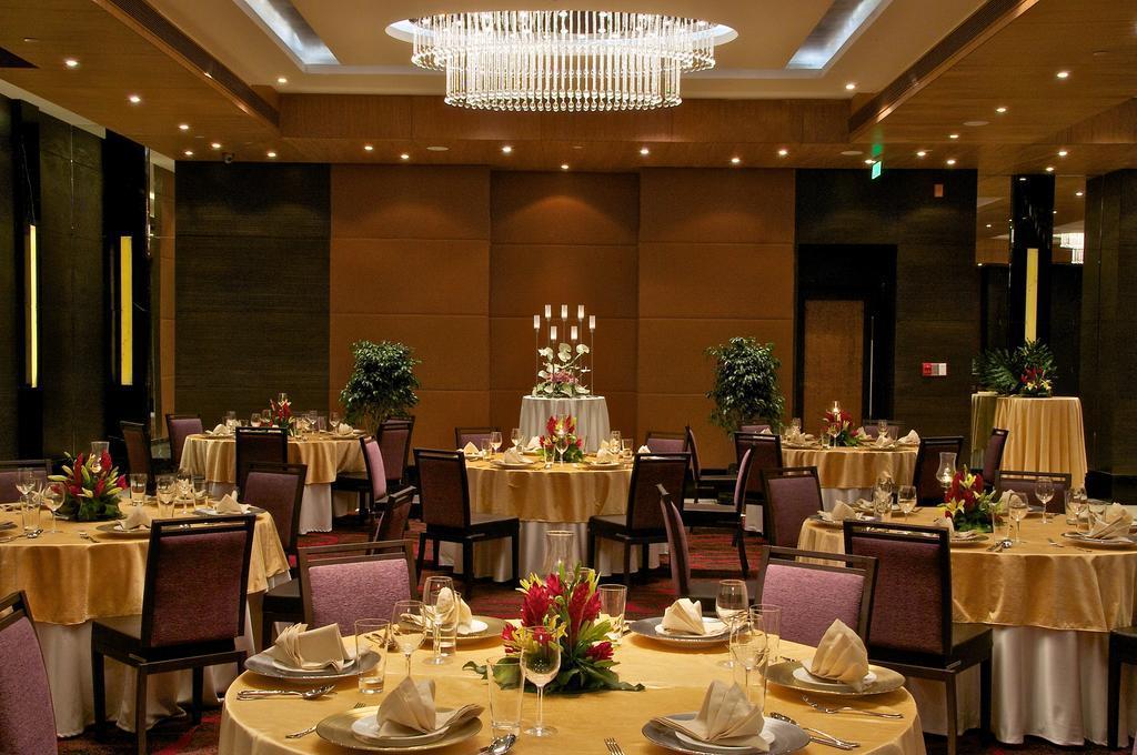 فيفانتا حيدر آباد بيجبومبت حيدر أباد المظهر الخارجي الصورة The Imperial Hall