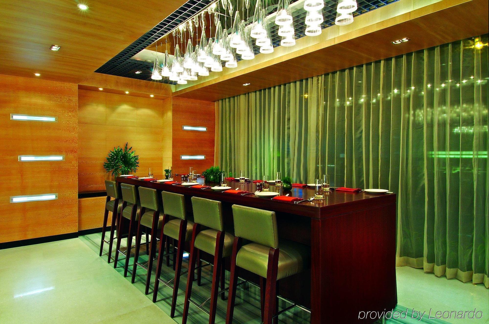 فيفانتا حيدر آباد بيجبومبت حيدر أباد المرافق الصورة A restaurant in China